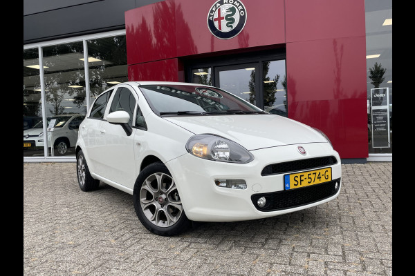 Fiat Punto Evo TwinAir Sempre 100 PK | Cruise control | Climate control | Trekhaak Fiat Punto Evo TwinAir Sempre 100 PK | Cruise control | Climate control | Trekhaak