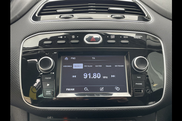 Fiat Punto Evo TwinAir Sempre 100 PK | Cruise control | Climate control | Trekhaak Fiat Punto Evo TwinAir Sempre 100 PK | Cruise control | Climate control | Trekhaak