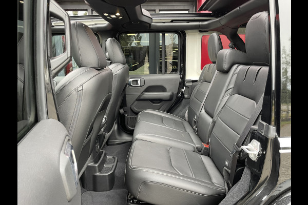 Jeep Wrangler Unlimited 4xe 380 Overland By Irmscher | Leer | Camera's | 20" Velgen | Treeplanken