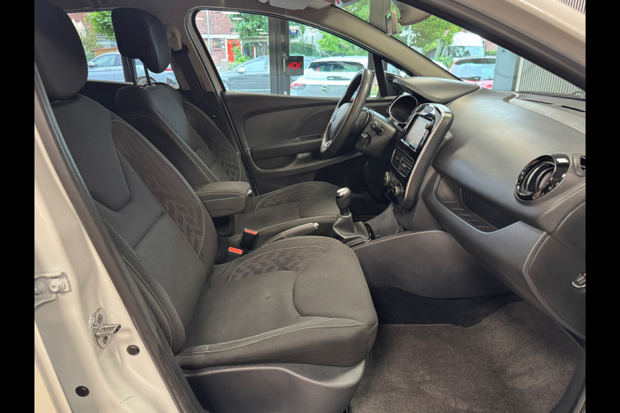 Renault Clio Estate 0.9 TCe Limited AIRCO CRUISE NAVIGATIE BLUETOOTH PDC