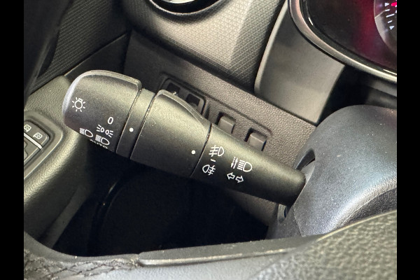 Renault Clio Estate 0.9 TCe Limited AIRCO CRUISE NAVIGATIE BLUETOOTH PDC