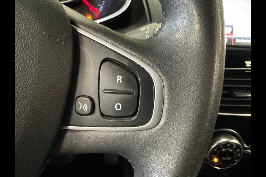 Renault Clio Estate 0.9 TCe Limited AIRCO CRUISE NAVIGATIE BLUETOOTH PDC