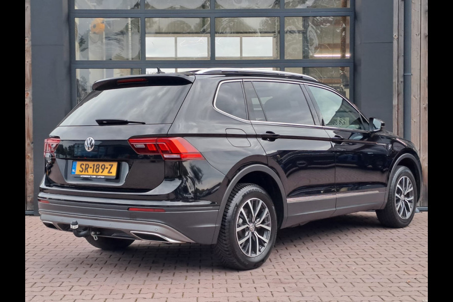 Volkswagen Tiguan Allspace 1.4 TSI Comfortline Business 7p. | Pano | Trekhaak | Stoelverwarming | Navi | ACC | App-connect | Elek. achterklep | All-seasons | Volkswagen Tiguan Allspace 1.4 TSI Comfortline Business 7p. | Pano | Trekhaak | Stoelverwarming | Navi | ACC | App-connect | Elek. achterklep | All-seasons |