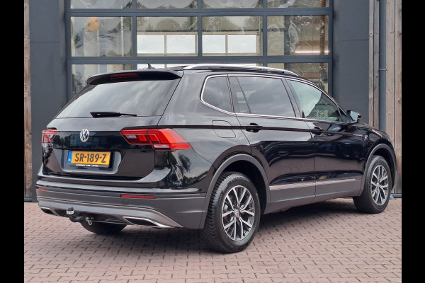 Volkswagen Tiguan Allspace 1.4 TSI Comfortline Business 7p. | Pano | Trekhaak | Stoelverwarming | Navi | ACC | App-connect | Elek. achterklep | All-seasons | Volkswagen Tiguan Allspace 1.4 TSI Comfortline Business 7p. | Pano | Trekhaak | Stoelverwarming | Navi | ACC | App-connect | Elek. achterklep | All-seasons |