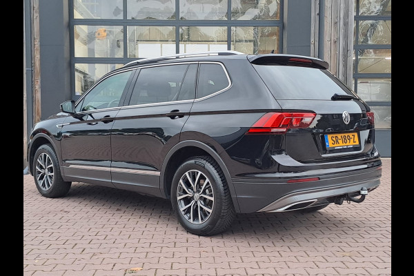 Volkswagen Tiguan Allspace 1.4 TSI Comfortline Business 7p. | Pano | Trekhaak | Stoelverwarming | Navi | ACC | App-connect | Elek. achterklep | All-seasons | Volkswagen Tiguan Allspace 1.4 TSI Comfortline Business 7p. | Pano | Trekhaak | Stoelverwarming | Navi | ACC | App-connect | Elek. achterklep | All-seasons |
