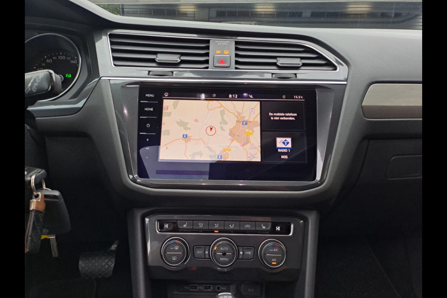 Volkswagen Tiguan Allspace 1.4 TSI Comfortline Business 7p. | Pano | Trekhaak | Stoelverwarming | Navi | ACC | App-connect | Elek. achterklep | All-seasons | Volkswagen Tiguan Allspace 1.4 TSI Comfortline Business 7p. | Pano | Trekhaak | Stoelverwarming | Navi | ACC | App-connect | Elek. achterklep | All-seasons |