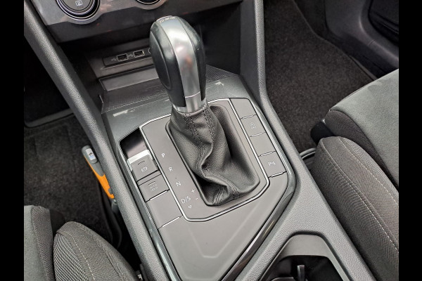 Volkswagen Tiguan Allspace 1.4 TSI Comfortline Business 7p. | Pano | Trekhaak | Stoelverwarming | Navi | ACC | App-connect | Elek. achterklep | All-seasons | Volkswagen Tiguan Allspace 1.4 TSI Comfortline Business 7p. | Pano | Trekhaak | Stoelverwarming | Navi | ACC | App-connect | Elek. achterklep | All-seasons |