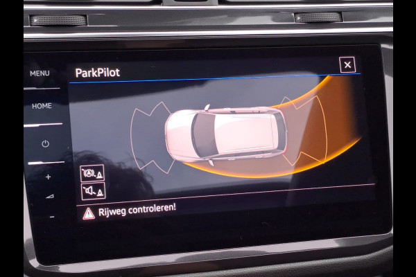 Volkswagen Tiguan Allspace 1.4 TSI Comfortline Business 7p. | Pano | Trekhaak | Stoelverwarming | Navi | ACC | App-connect | Elek. achterklep | All-seasons | Volkswagen Tiguan Allspace 1.4 TSI Comfortline Business 7p. | Pano | Trekhaak | Stoelverwarming | Navi | ACC | App-connect | Elek. achterklep | All-seasons |