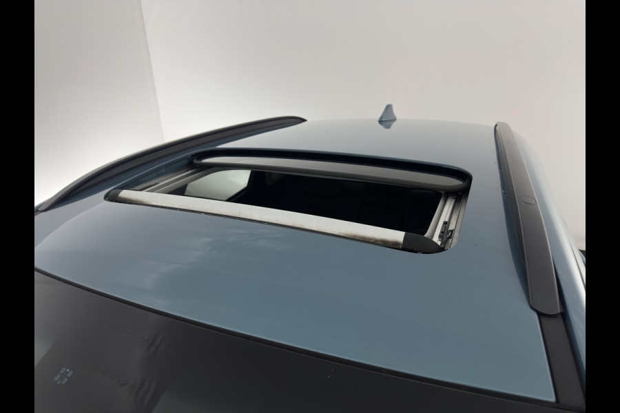 Hyundai Kona EV Premium 64 kWh [ 3-Fase ] {SOH-100%} *PANO | LEATHER | KRELL-AUDIO | HEAD-UP | FULL-LED | NAVI-FULLMAP | DAB | ADAPT.CRUISE | KEYLESS | CAMERA | BLIND-SPOT | LANE-ASSIST | DIGI-COCKPIT | COMFORT-SEATS | TOWBAR | 17''ALU*