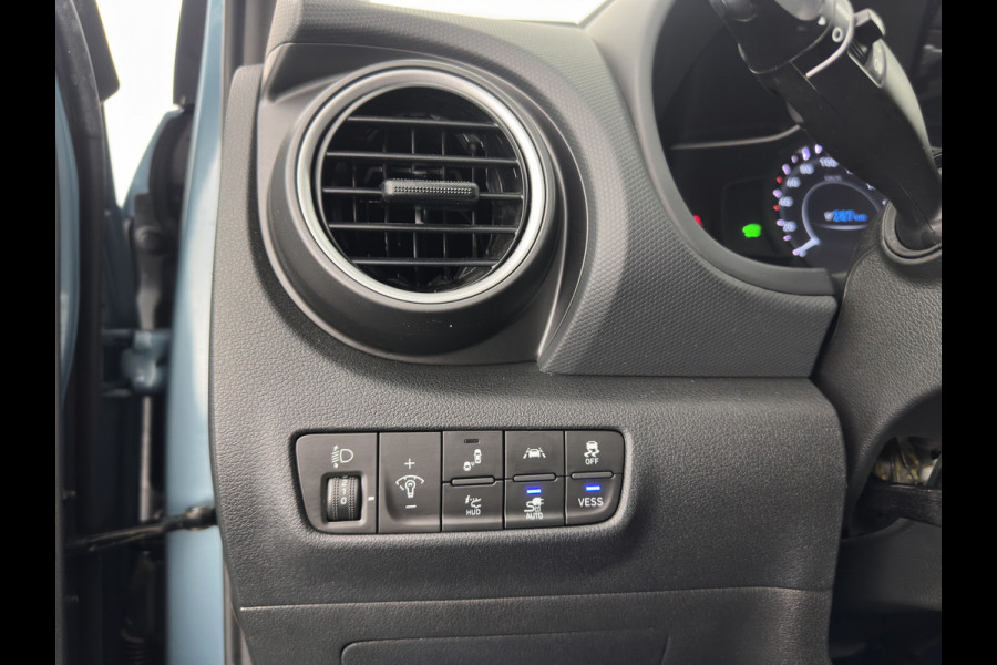 Hyundai Kona EV Premium 64 kWh [ 3-Fase ] {SOH-100%} *PANO | LEATHER | KRELL-AUDIO | HEAD-UP | FULL-LED | NAVI-FULLMAP | DAB | ADAPT.CRUISE | KEYLESS | CAMERA | BLIND-SPOT | LANE-ASSIST | DIGI-COCKPIT | COMFORT-SEATS | TOWBAR | 17''ALU*