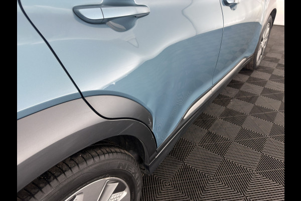 Hyundai Kona EV Premium 64 kWh [ 3-Fase ] {SOH-100%} *PANO | LEATHER | KRELL-AUDIO | HEAD-UP | FULL-LED | NAVI-FULLMAP | DAB | ADAPT.CRUISE | KEYLESS | CAMERA | BLIND-SPOT | LANE-ASSIST | DIGI-COCKPIT | COMFORT-SEATS | TOWBAR | 17''ALU*