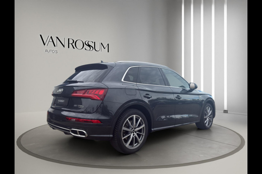 Audi Q5 55 TFSI e quattro Competition S-Line | Luchtvering | Head-Up | 20"| Massage | Panoramadak |