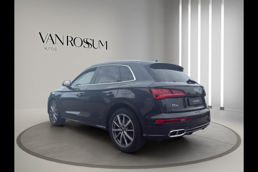 Audi Q5 55 TFSI e quattro Competition S-Line | Luchtvering | Head-Up | 20"| Massage | Panoramadak |
