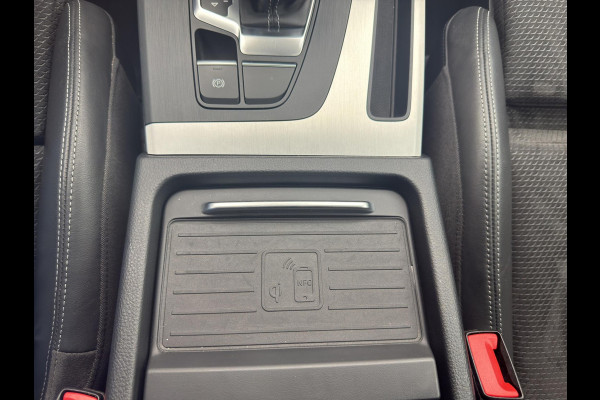 Audi Q5 55 TFSI e quattro Competition S-Line | Luchtvering | Head-Up | 20"| Massage | Panoramadak |