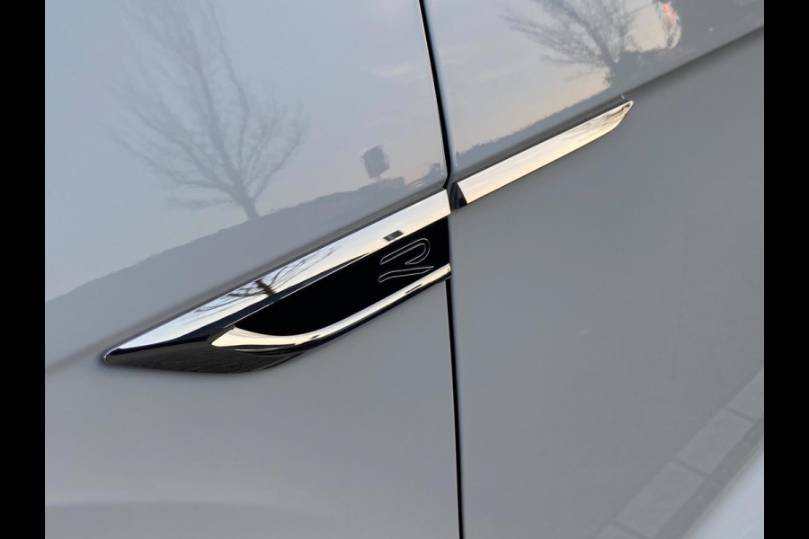 Volkswagen T-Roc Cabrio 1.5 TSI R-LINE IQ-LIGHT/MATRIX/VIRTUAL/FACELIFT
