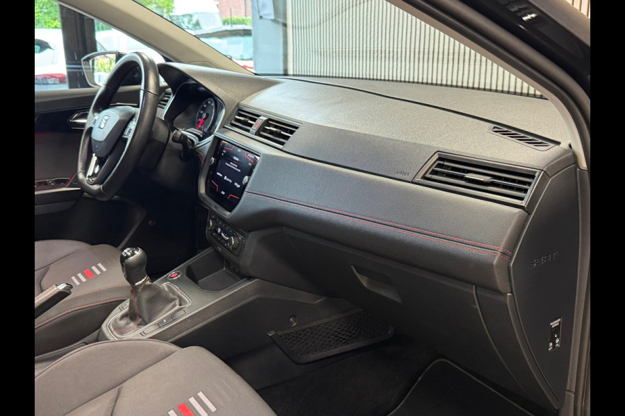 Seat Ibiza 1.0 TSI FR Business Intense *NIEUWE DISTRUBITIE* PANORAMADAK APPLE CARPLAY CRUISE AIRCO CAMERA NAVIGATIE START/STOP