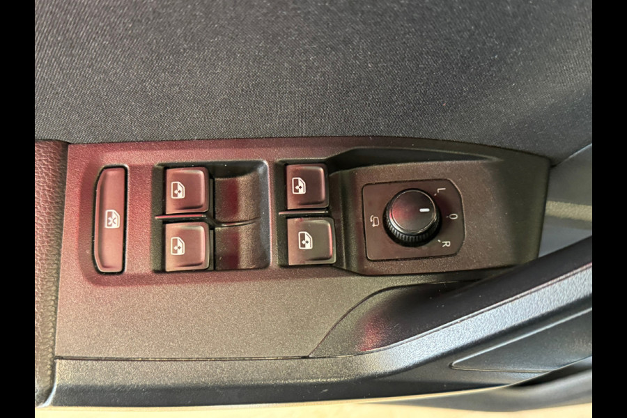 Seat Ibiza 1.0 TSI FR Business Intense *NIEUWE DISTRUBITIE* PANORAMADAK APPLE CARPLAY CRUISE AIRCO CAMERA NAVIGATIE START/STOP