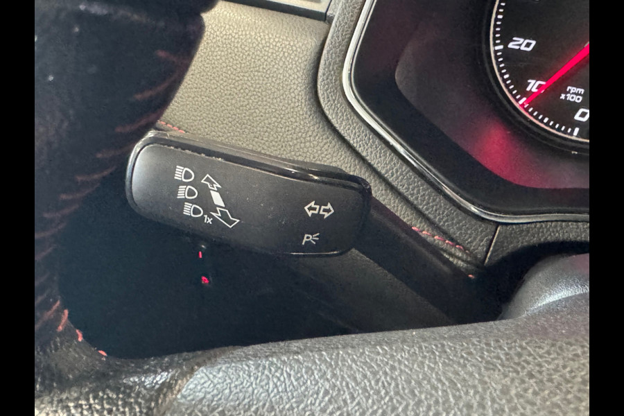 Seat Ibiza 1.0 TSI FR Business Intense *NIEUWE DISTRUBITIE* PANORAMADAK APPLE CARPLAY CRUISE AIRCO CAMERA NAVIGATIE START/STOP