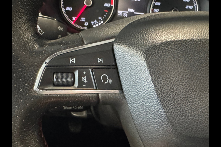 Seat Ibiza 1.0 TSI FR Business Intense *NIEUWE DISTRUBITIE* PANORAMADAK APPLE CARPLAY CRUISE AIRCO CAMERA NAVIGATIE START/STOP