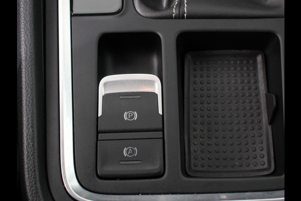 Seat Ateca 1.5 TSI Style Business Intense DSG Navigatie Apple Carplay/Android Auto Camera Parkeersensoren Cruise Control Full Led koplampen Lichtmetalen velgen Virtual Cockpit Getinte ramen Climate Control