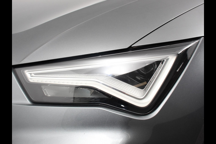 Seat Ateca 1.5 TSI Style Business Intense DSG Navigatie Apple Carplay/Android Auto Camera Parkeersensoren Cruise Control Full Led koplampen Lichtmetalen velgen Virtual Cockpit Getinte ramen Climate Control