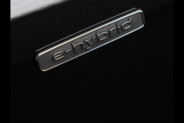 Audi A6 Limousine 2.0 e-hybrid quattro S Edition 299pk | 21 inch Lichtmetalen velgen | Elektrisch verstelbare voorstoelen |
