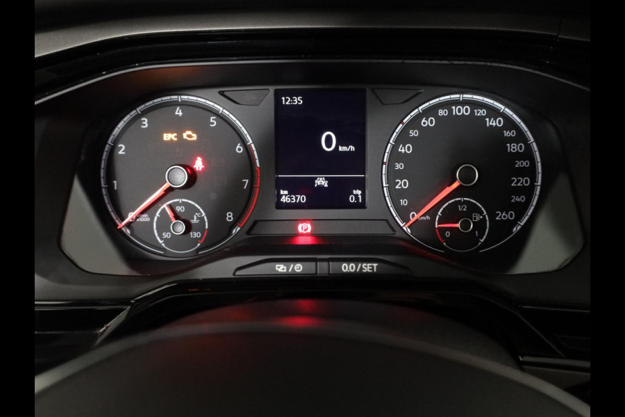 Volkswagen Polo 1.0 TSI R-Line Edition 95 pk | Navigatie via App | Airco | Parkeersensoren | Adaptieve cruise control | Licht- en zicht pakket |