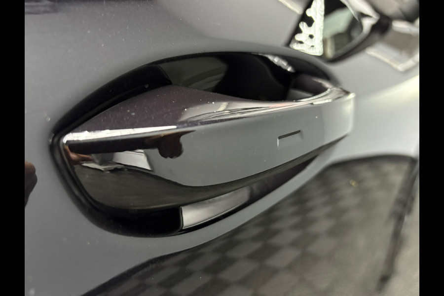 Volkswagen Tiguan 1.5 eTSI R-line Edition Pano