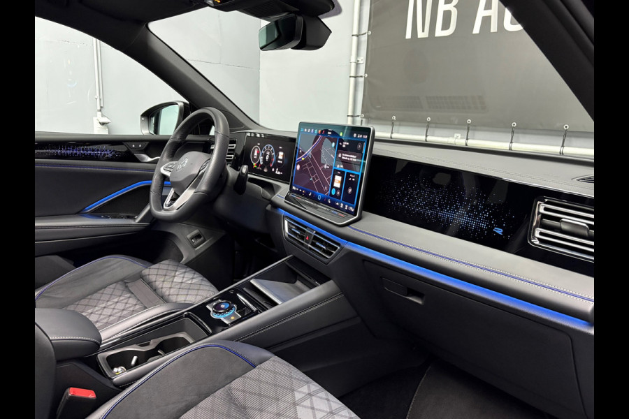 Volkswagen Tiguan 1.5 eTSI R-line Edition Pano