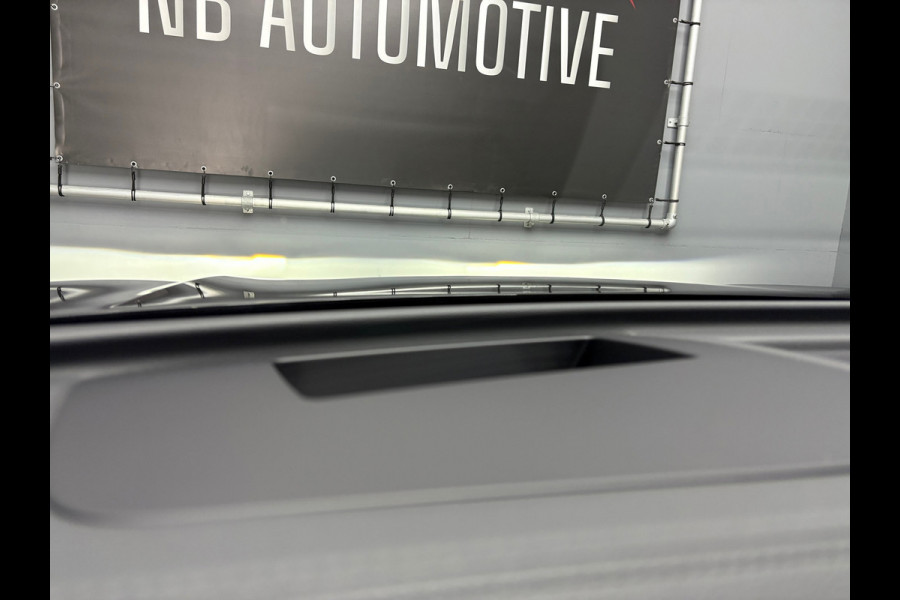 Volkswagen Tiguan 1.5 eTSI R-line Edition Pano