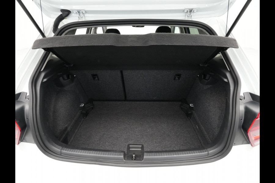 Volkswagen Polo 1.0 TSI 95pk R-Line Edition Navigatie Acc Pdc Clima Carplay
