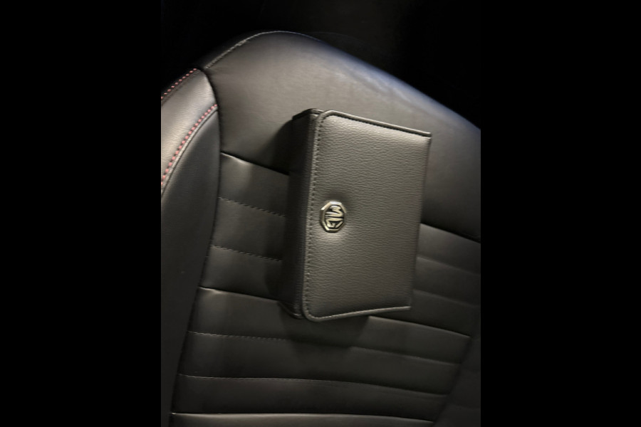 MG EHS 1.5 TGDI Luxury PHEV / automaat / 360camera / Leder/ carplay / Panorama-dak
