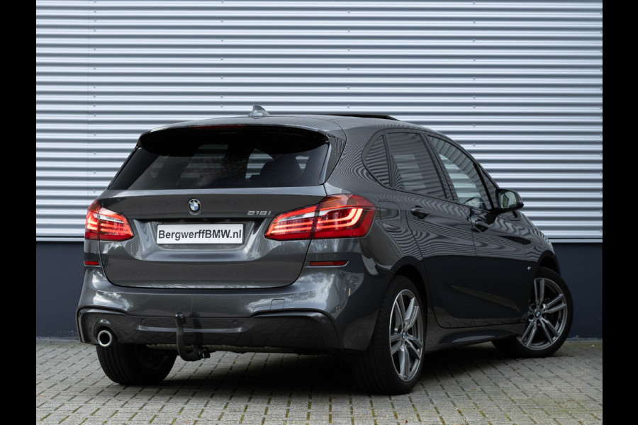 BMW 2 Serie Active Tourer 218i M-Sport - Pano - Memoryzetel - Trekhaak - Camera - LED