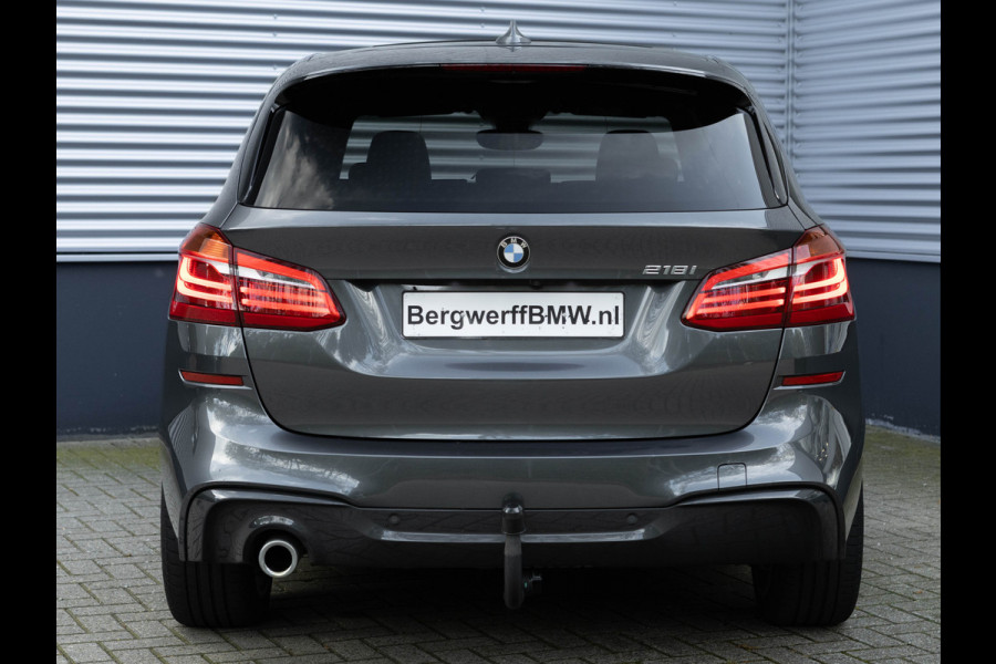 BMW 2 Serie Active Tourer 218i M-Sport - Pano - Memoryzetel - Trekhaak - Camera - LED