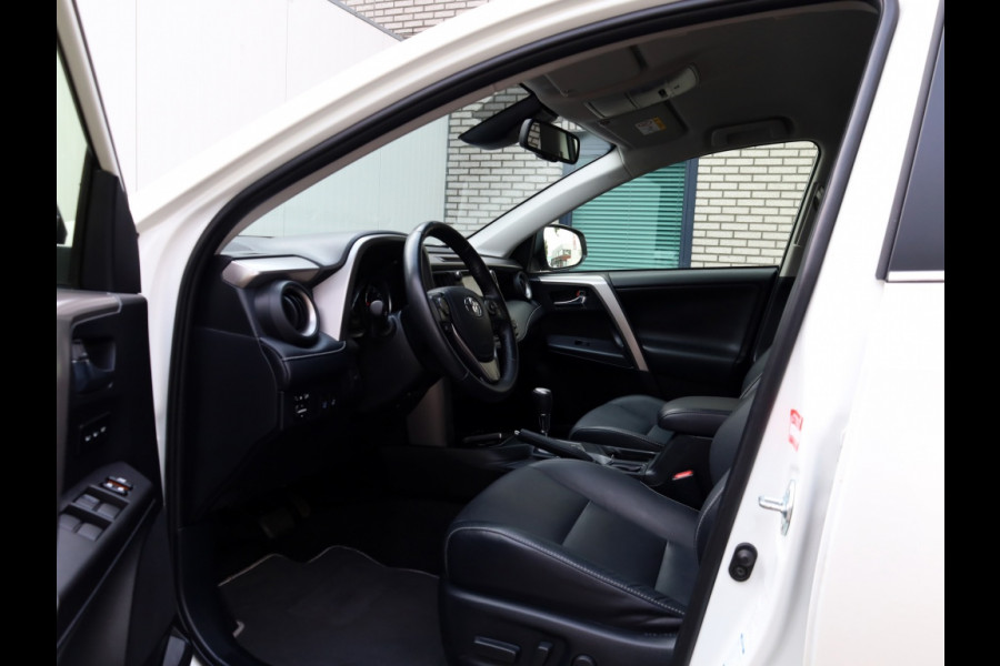 Toyota RAV4 2.5 Hybrid AWD Executive | 360 Camera | Leder | Adaptive Cruise