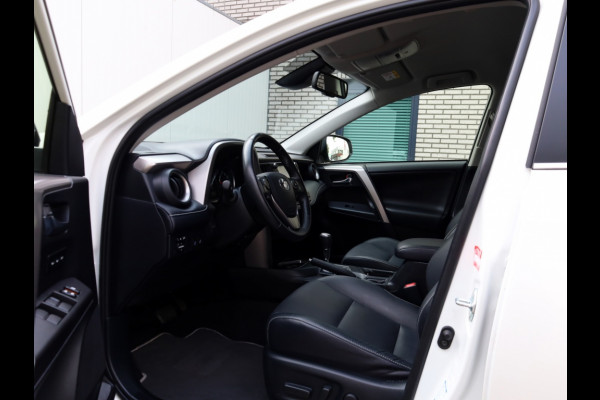Toyota RAV4 2.5 Hybrid AWD Executive | 360 Camera | Leder | Adaptive Cruise