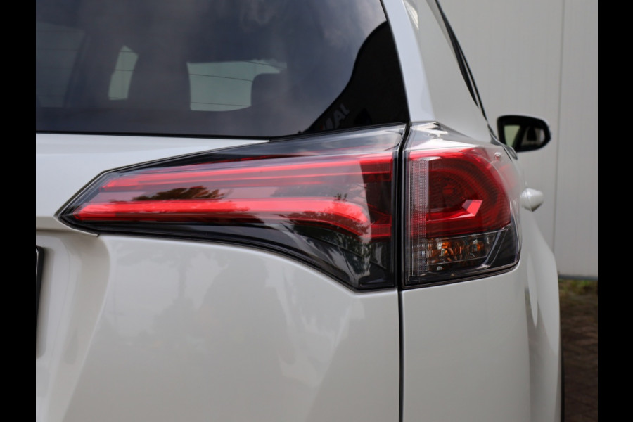 Toyota RAV4 2.5 Hybrid AWD Executive | 360 Camera | Leder | Adaptive Cruise