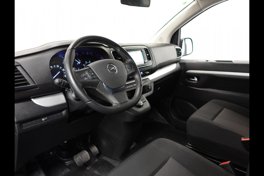Opel Vivaro L3H1 Dubbele Cabine 144PK Automaat Airco Navi Bluetooth Trekhaak Opel Vivaro L3H1 Dubbele Cabine 144PK Automaat Airco Navi Bluetooth Trekhaak