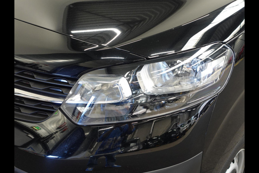 Opel Vivaro L3H1 Dubbele Cabine 144PK Automaat Airco Navi Bluetooth Trekhaak Opel Vivaro L3H1 Dubbele Cabine 144PK Automaat Airco Navi Bluetooth Trekhaak