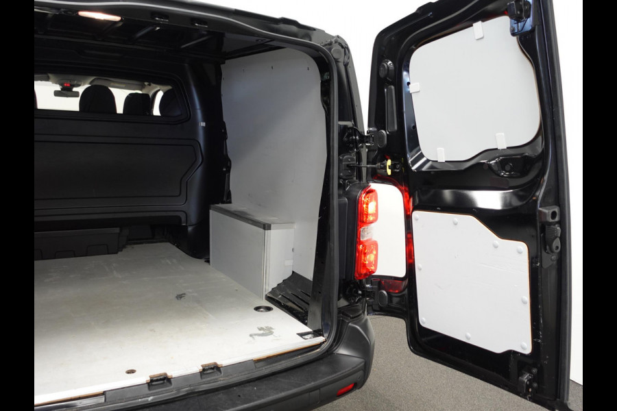 Opel Vivaro L3H1 Dubbele Cabine 144PK Automaat Airco Navi Bluetooth Trekhaak Opel Vivaro L3H1 Dubbele Cabine 144PK Automaat Airco Navi Bluetooth Trekhaak