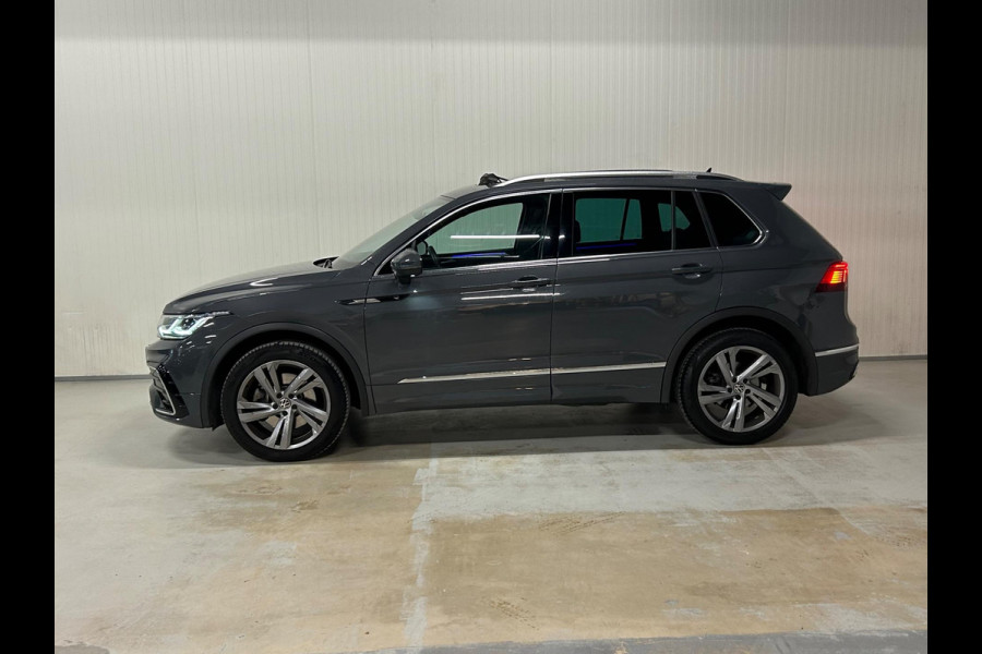 Volkswagen Tiguan 2.0 TDI R-Line 4Motion DSG | 3x R-LINE | PANO | TREKHAAK | IQ LIGHTS