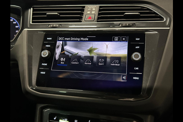 Volkswagen Tiguan 2.0 TDI R-Line 4Motion DSG | 3x R-LINE | PANO | TREKHAAK | IQ LIGHTS