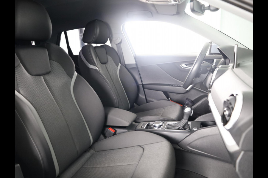 Audi Q2 35 TFSI Advanced edition 150 pk S-tronic | Navigatie | Parkeersensoren | Achteruitrijcamera | Adaptieve cruise control | LED koplampen |