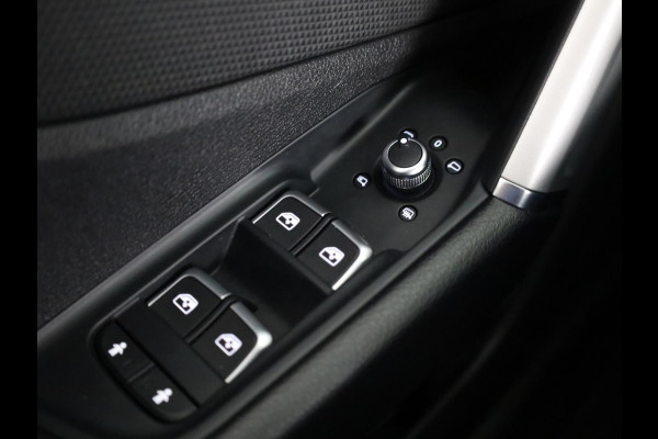 Audi Q2 35 TFSI Advanced edition 150 pk S-tronic | Navigatie | Parkeersensoren | Achteruitrijcamera | Adaptieve cruise control | LED koplampen |