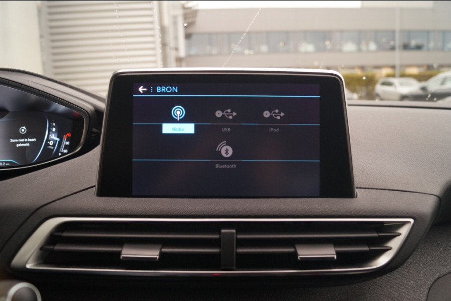 Peugeot 5008 1.5 BlueHDi 130pk Executive -LEER-NAVI-ECC-PDC-