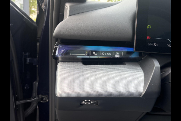 BMW i5 eDrive40 84 kWh M SPORT VAN: 63.900,- VOOR: 58.877,- UW HERFSTVOORDEEL: 5.023,- | MEGA VOL | ORIG. NL | BTW VERREKENBAAR | t/m 05-2027 FABRIEKSGARANTIE