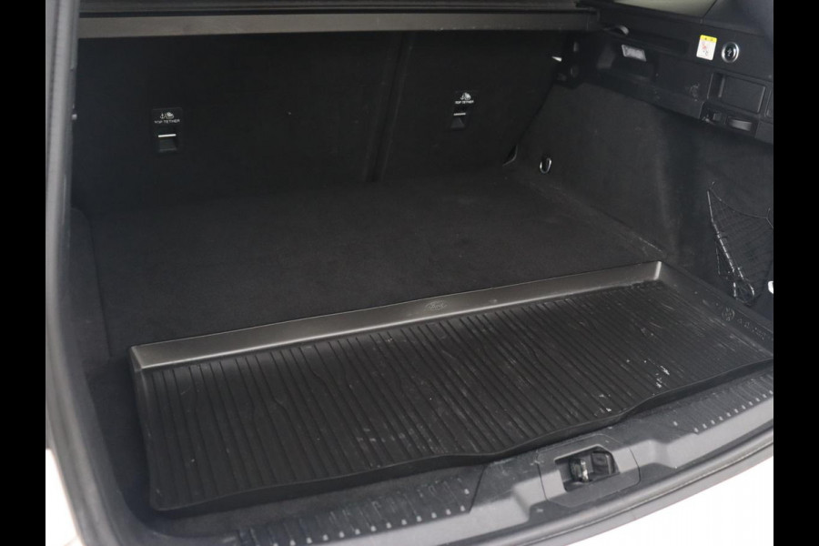Ford FOCUS Wagon 1.0 EcoBoost Hybrid ST Line X | Trekhaak | LED | Carplay | Navigatie | Cruise Control | Camera | Navigatie