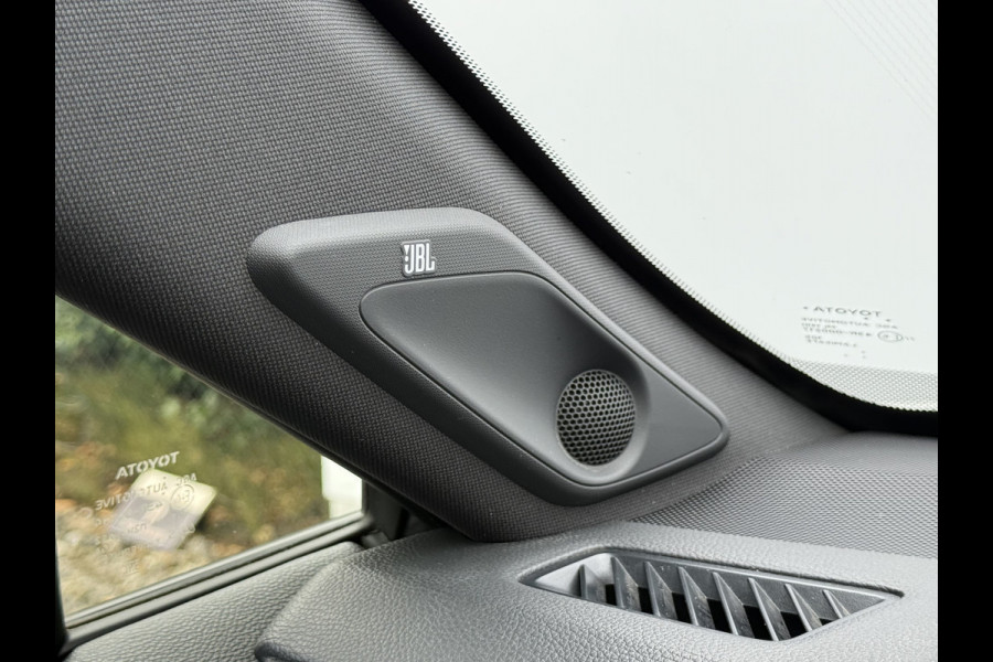 Toyota RAV4 2.5 Plug-in Hybrid AWD Bi-Tone Plus | Trekhaak | Leder | ACC | 360* Camera | LED | HUD