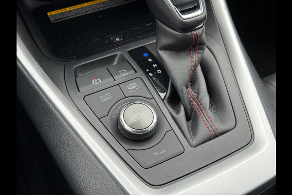 Toyota RAV4 2.5 Plug-in Hybrid AWD Bi-Tone Plus | Trekhaak | Leder | ACC | 360* Camera | LED | HUD