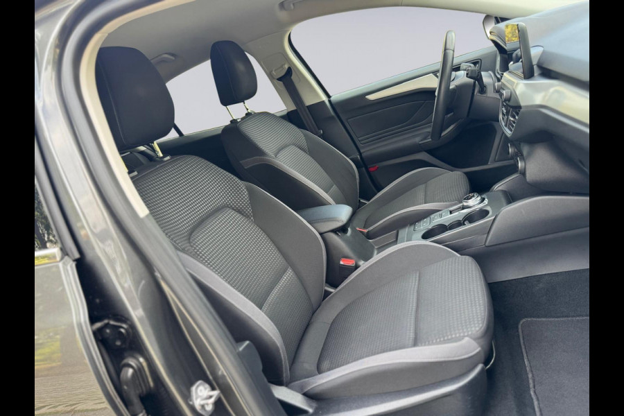 Ford Focus 1.0 EcoBoost AUTOMAAT 125 pk Titanium X Business, stoel/stuur verwarming, achteruitrijcamera, vele opties